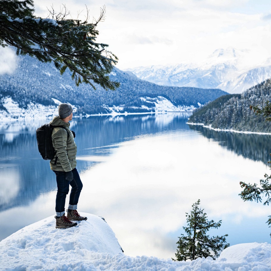 Arctic 600 Side-Zip 7 Brown/Red 200G Danner