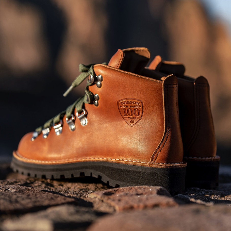 Danner Mountain Light OR State Parks Centennial