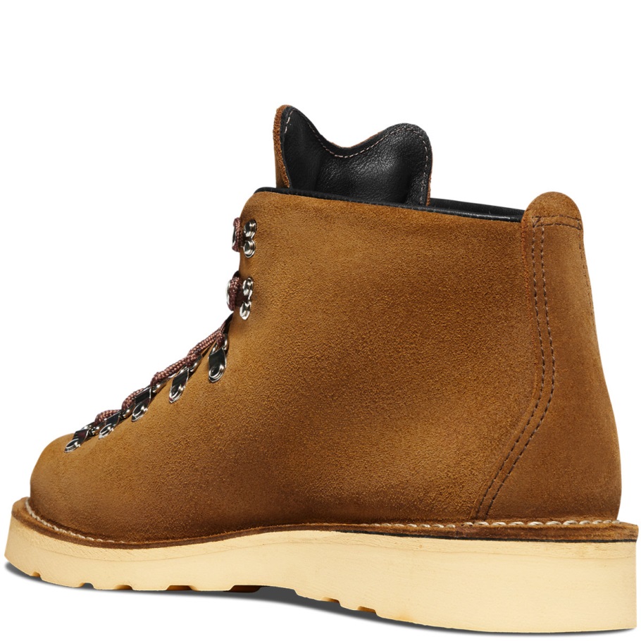 Danner Mountain Light Pettygrove Gold