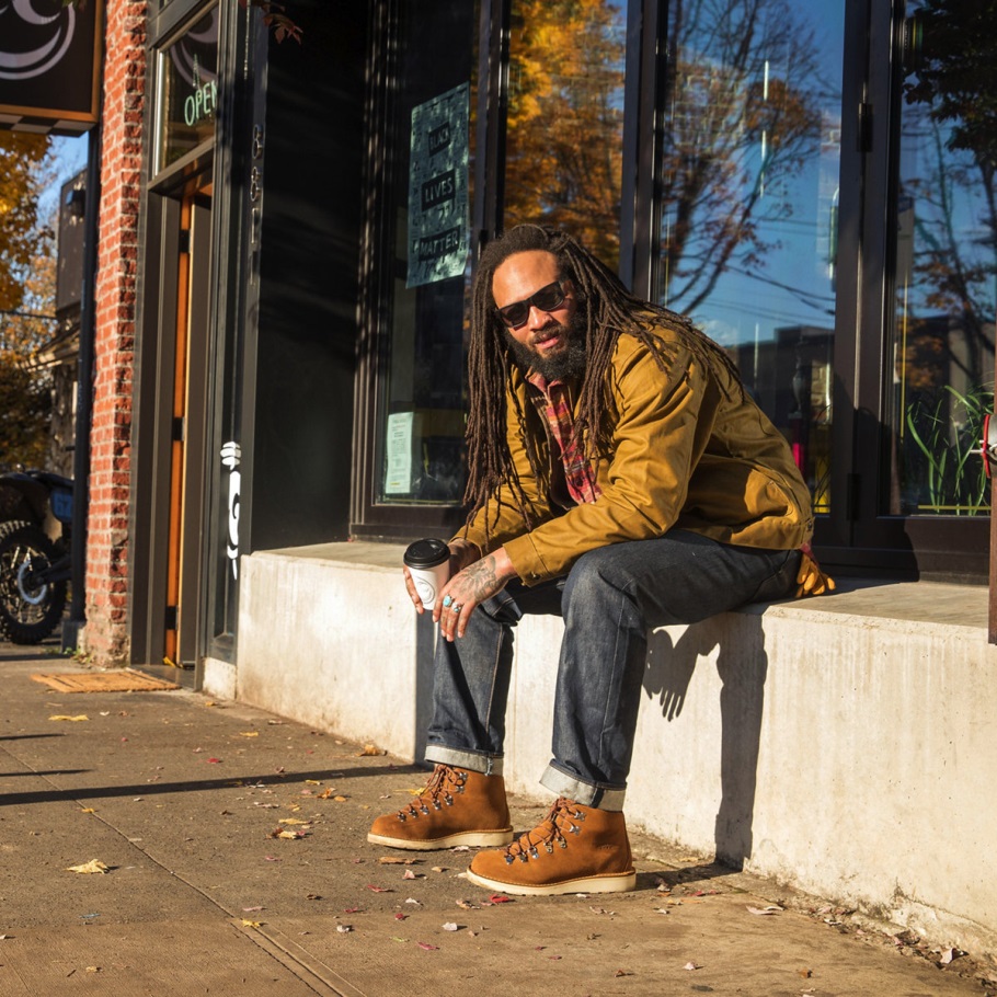 Danner Mountain Light Pettygrove Gold