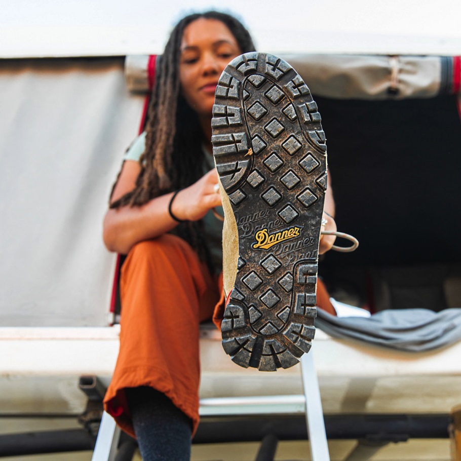 Danner Women's Jag Dry Weather Antique Bronze/Summer Wheat