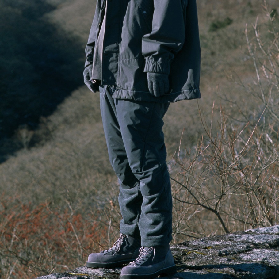 Light and wander Danner