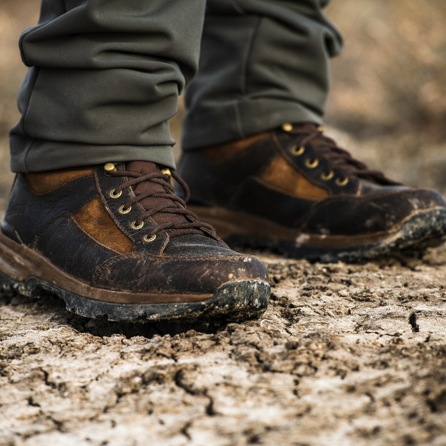 Recurve Brown Danner