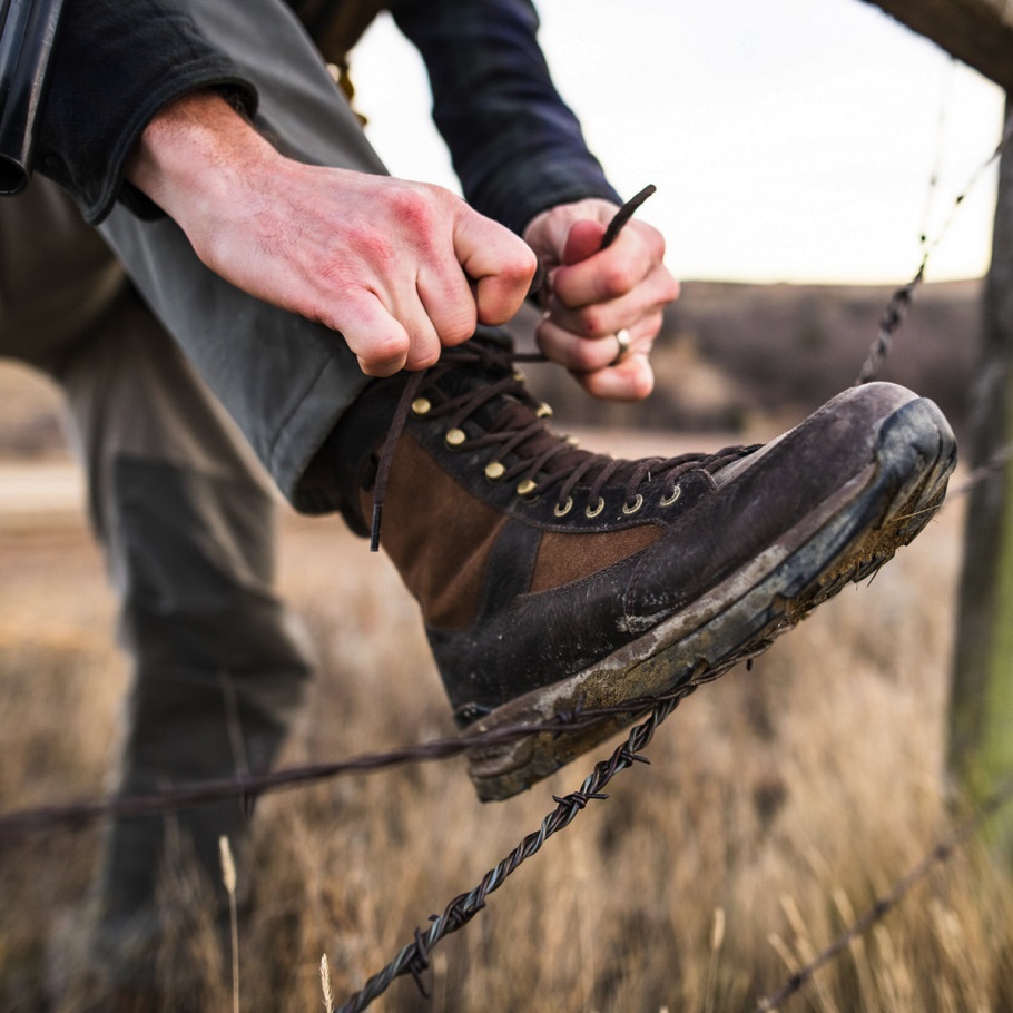Recurve Brown Danner