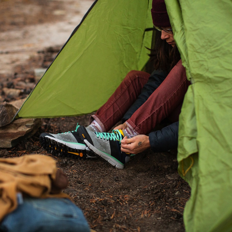 Women's Trail 2650 Gray/ Blue/Spectra Yellow Danner